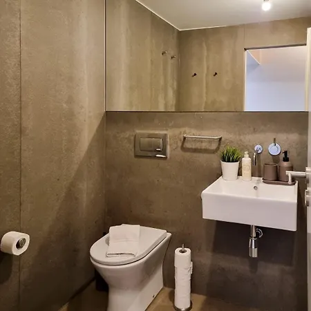 Loft With Balcony On City's Important Street Luxusní stan *
